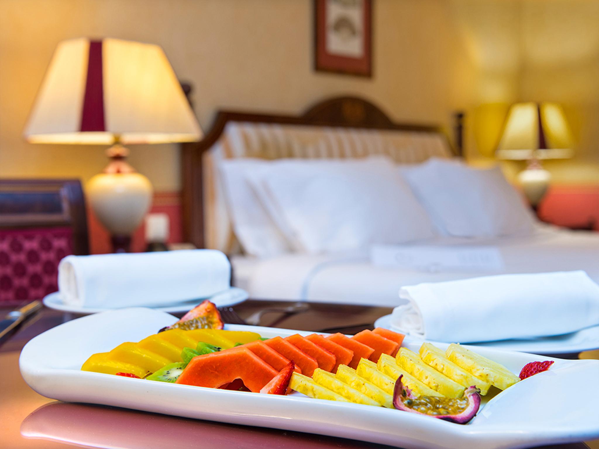 ดอม เปโดร ลิสบอน Hotel ภายนอก รูปภาพ Fruit platter