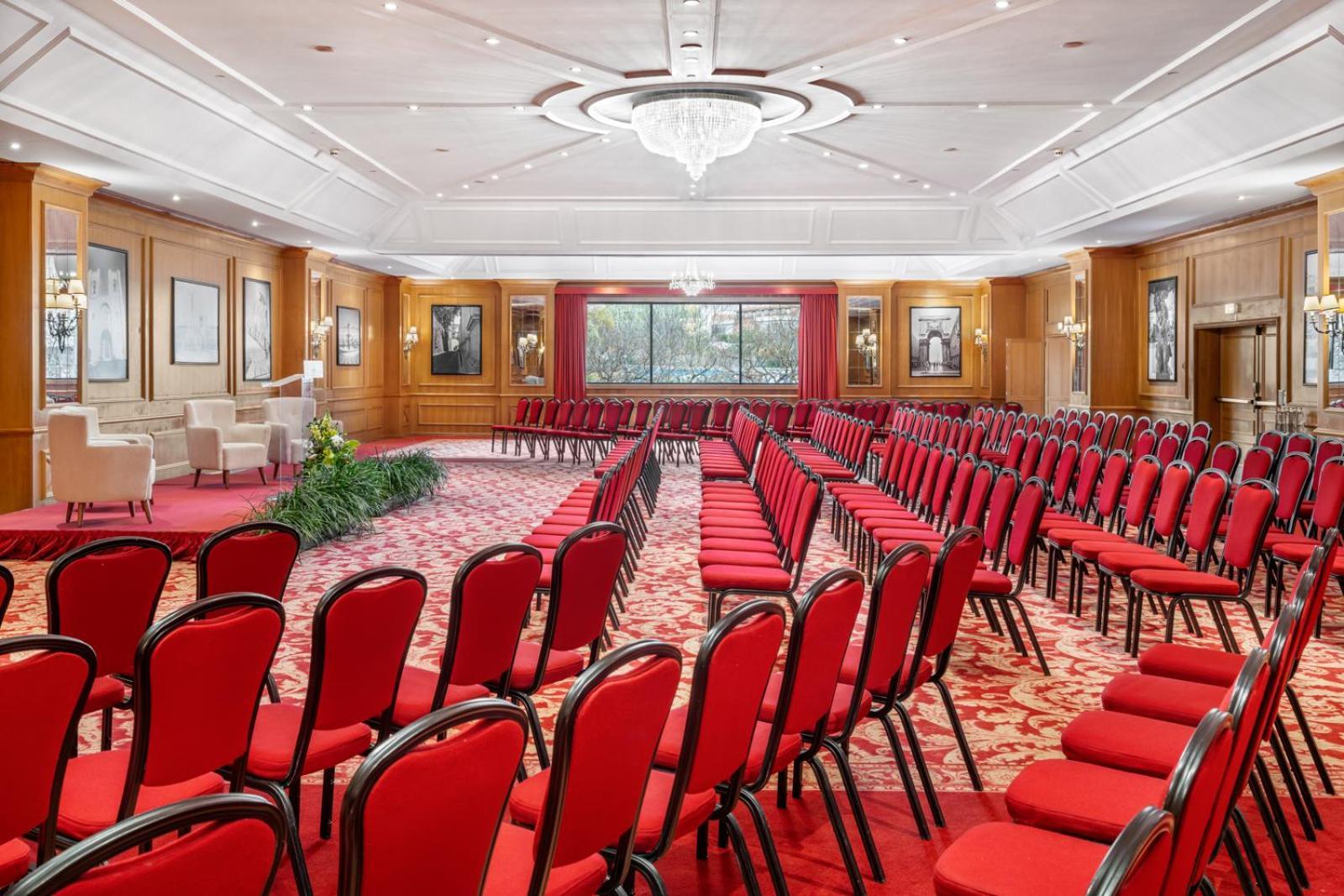 ดอม เปโดร ลิสบอน Hotel ภายนอก รูปภาพ The ballroom