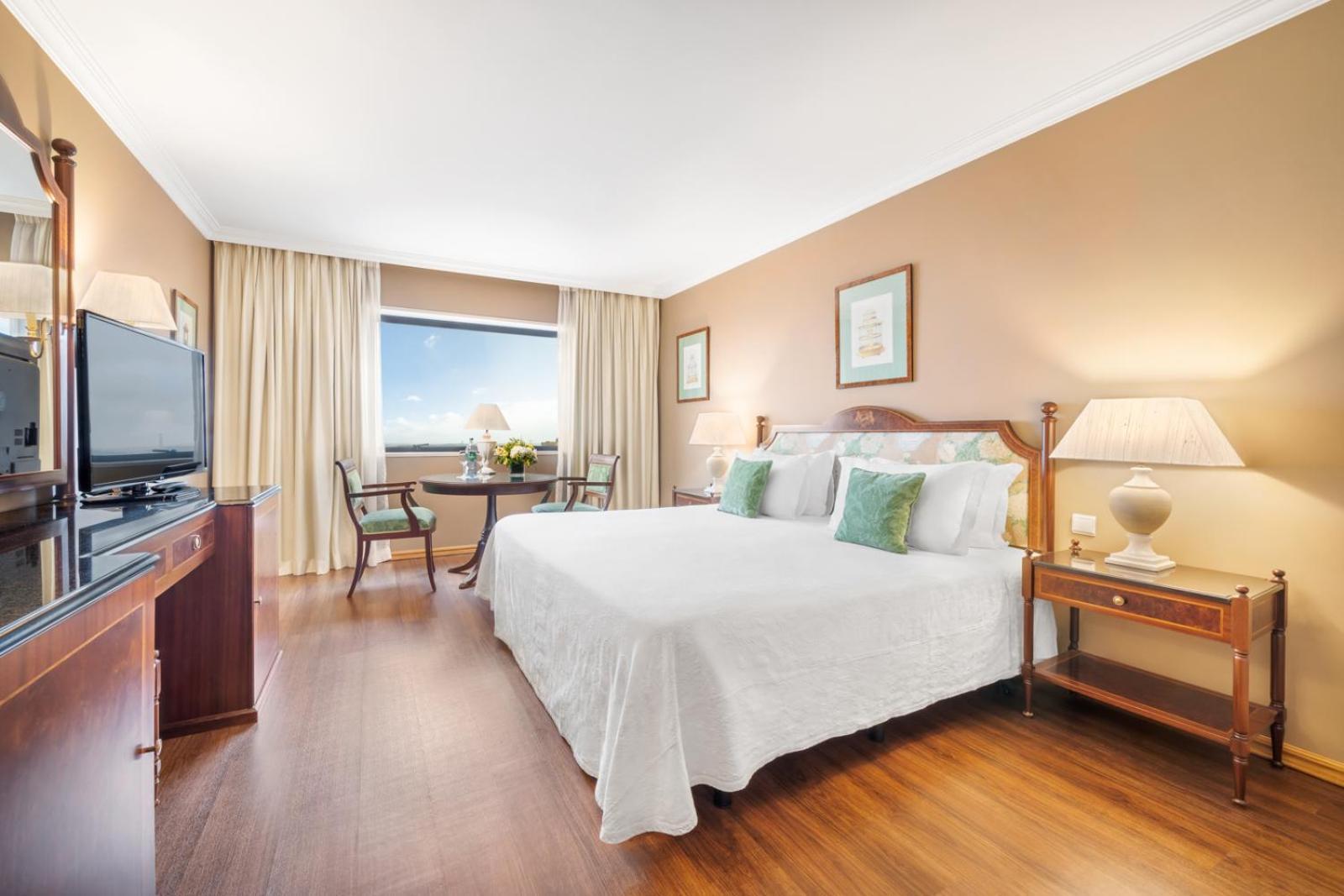 ดอม เปโดร ลิสบอน Hotel ภายนอก รูปภาพ A room at the hotel