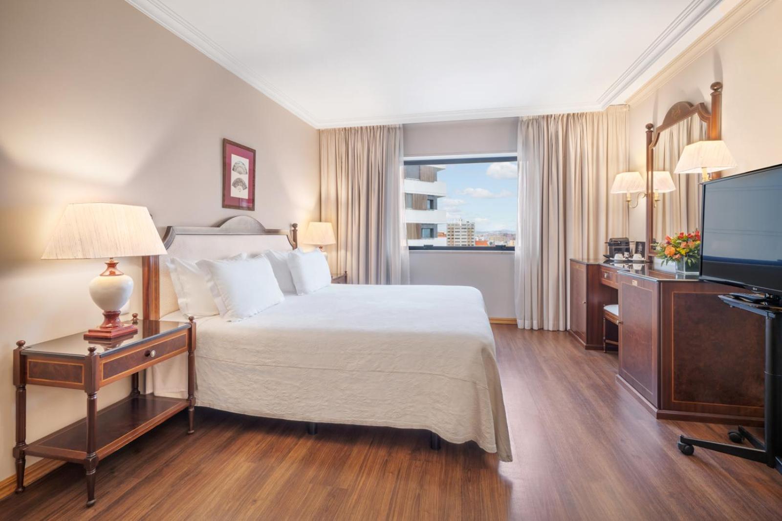 ดอม เปโดร ลิสบอน Hotel ห้อง รูปภาพ A room at the hotel