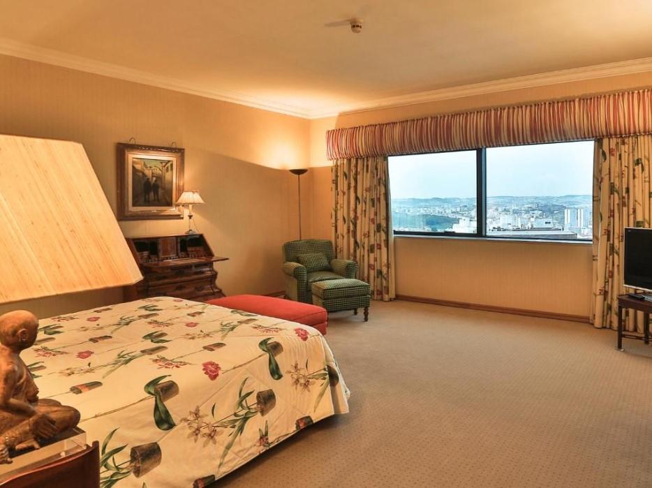 ดอม เปโดร ลิสบอน Hotel ภายนอก รูปภาพ A typical bedroom at the hotel