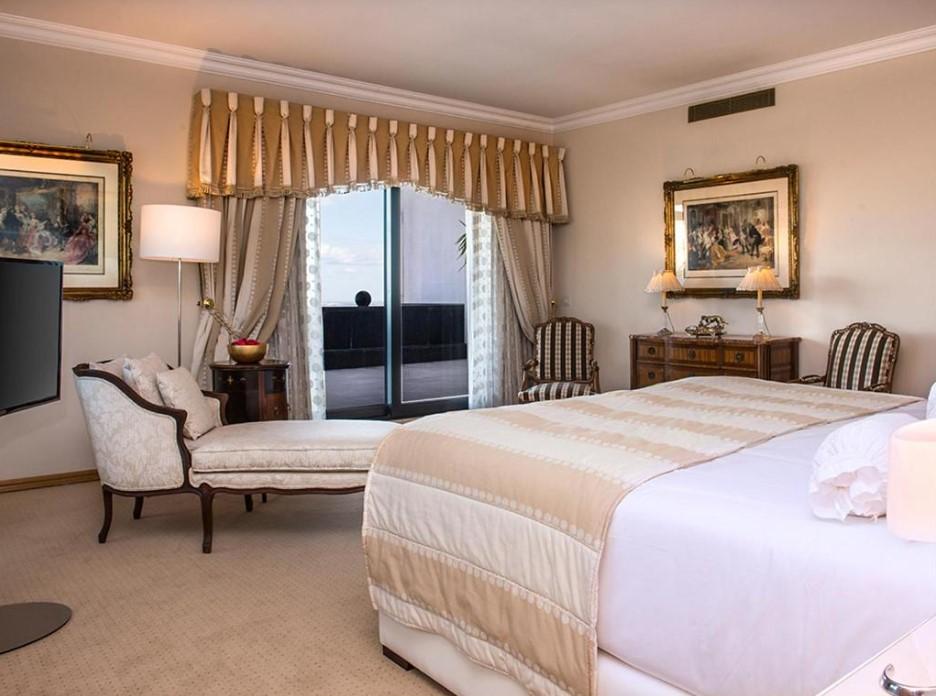 ดอม เปโดร ลิสบอน Hotel ภายนอก รูปภาพ A bedroom at the hotel